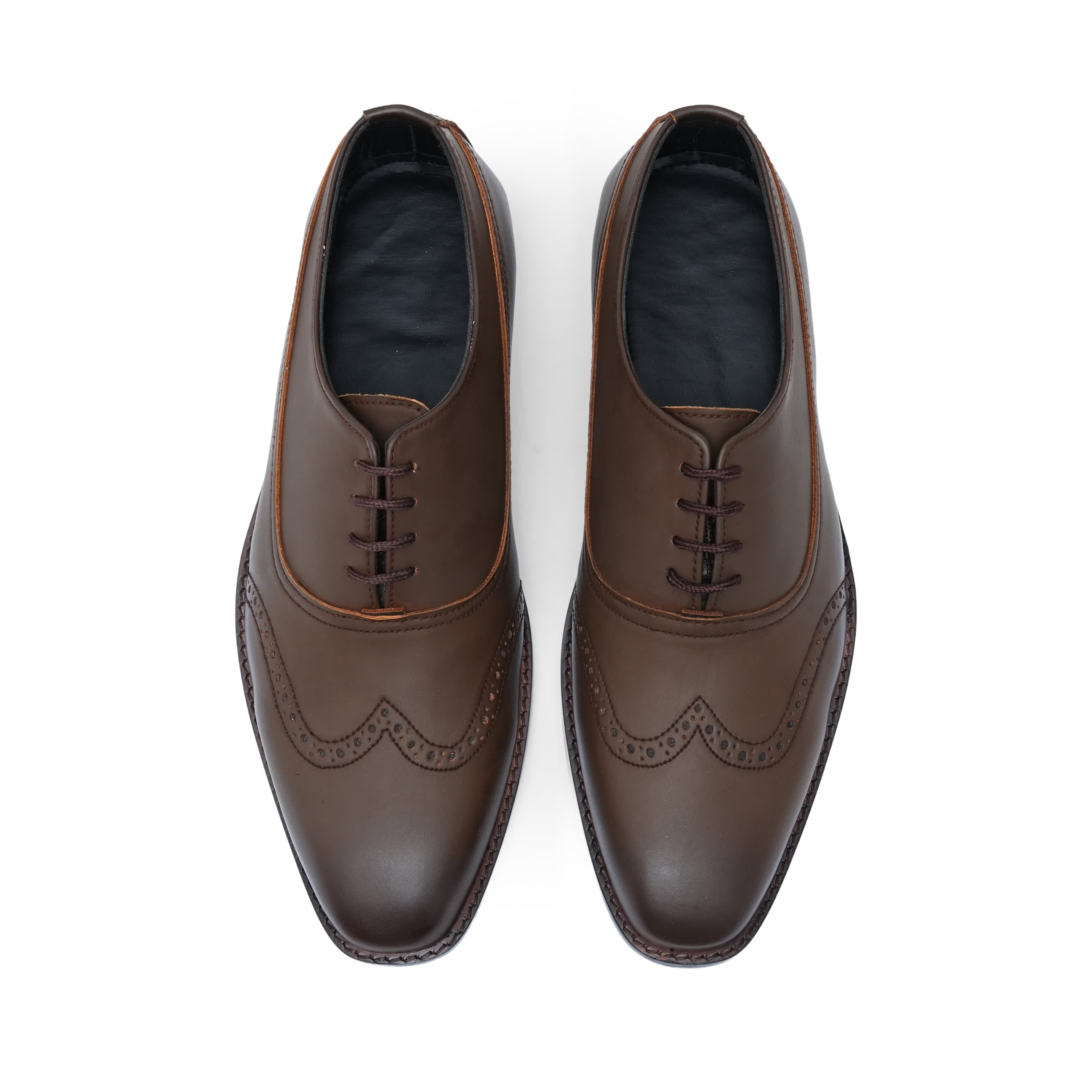 Gentlemen Wing-tip brogue shoes